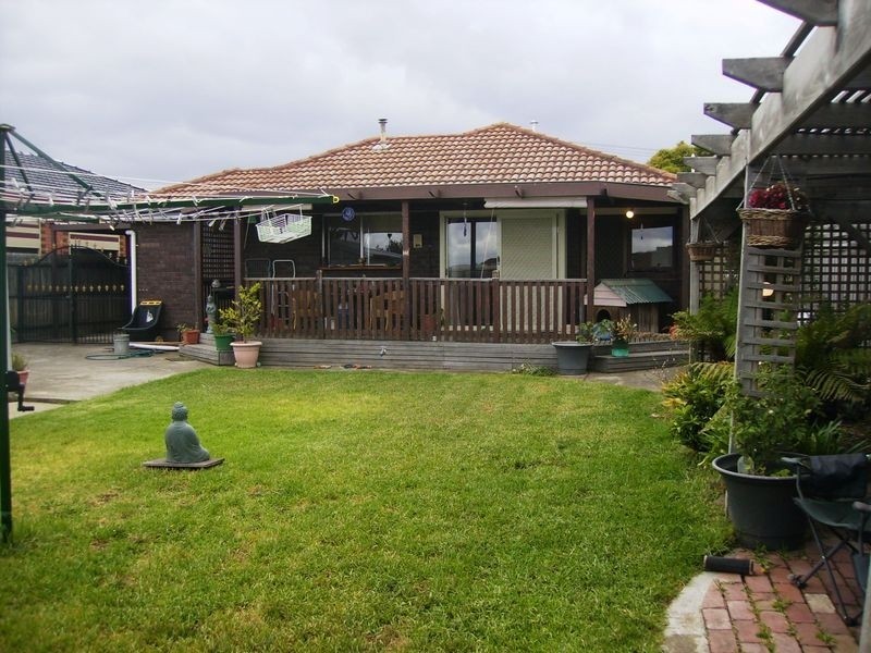 10 Fisher Grove, Tullamarine VIC 3043
