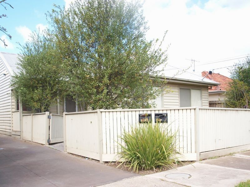 1/39 Stenhouse Avenue, Brooklyn VIC 3012