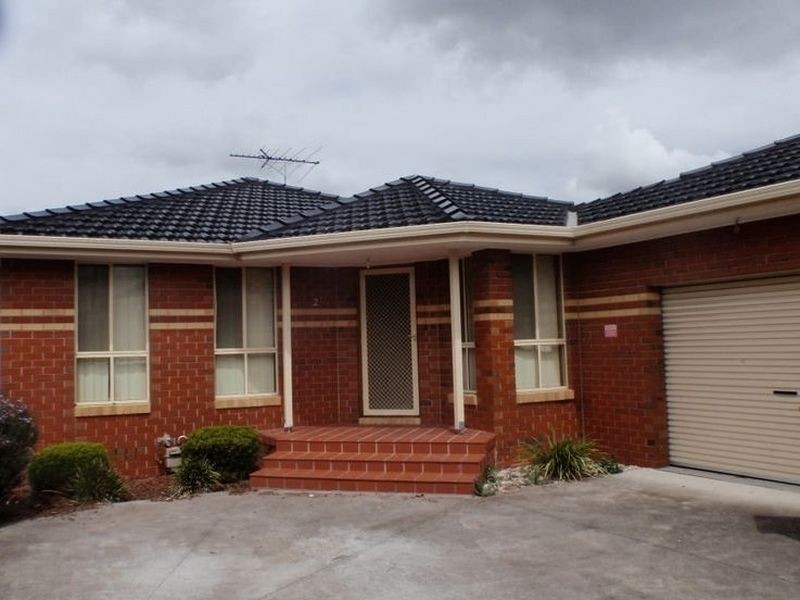 2/25 William Street, St Albans VIC 3021