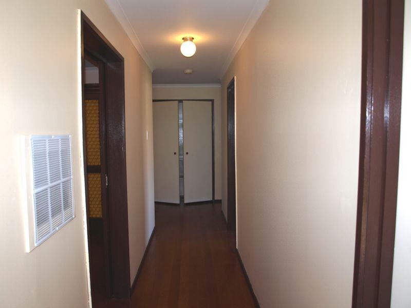 18 Scampton Crescent, Tullamarine VIC 3043