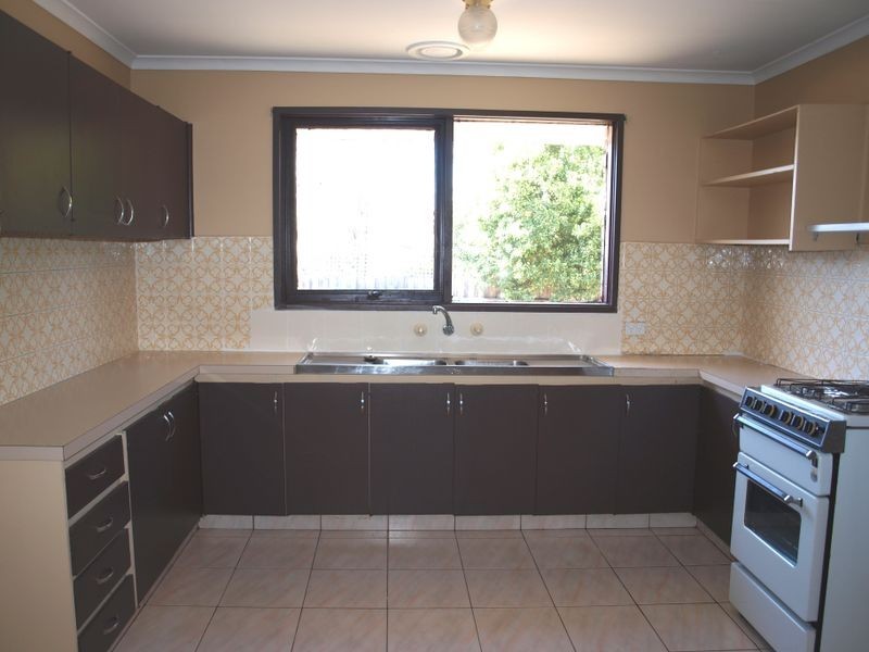 18 Scampton Crescent, Tullamarine VIC 3043