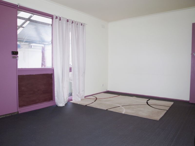 2/34 Sharps Road, Tullamarine VIC 3043