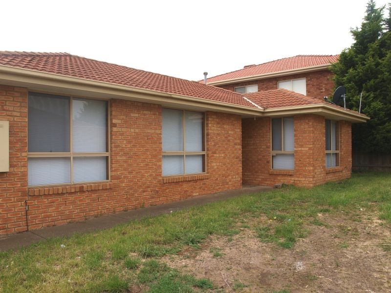 Unit 2/11 Karoonda Court, Meadow Heights VIC 3048