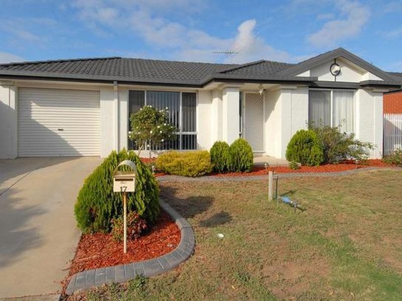 17 Brindalee Way, Hillside VIC 3037