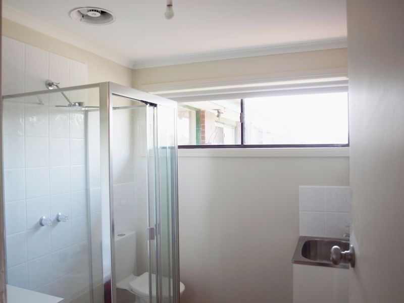 1/127 Dawson Street, Tullamarine VIC 3043