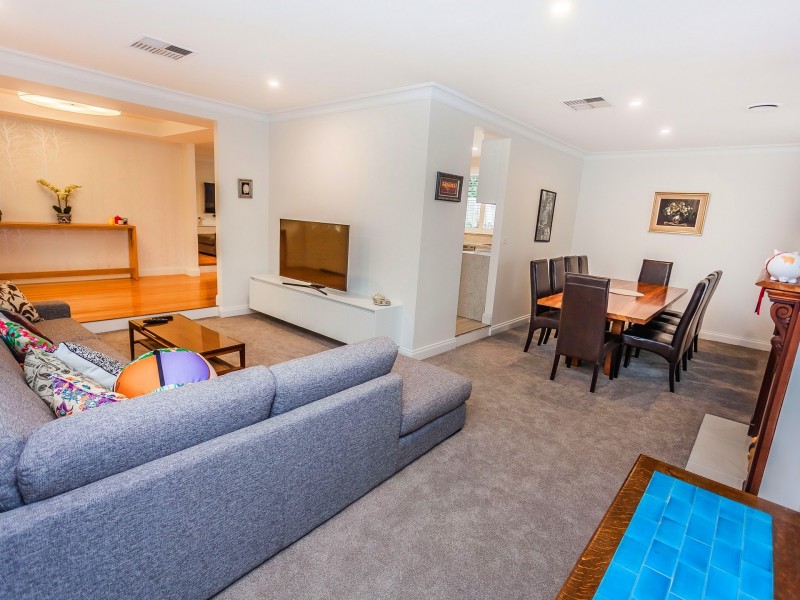 1 Hull Court, Greenvale VIC 3059