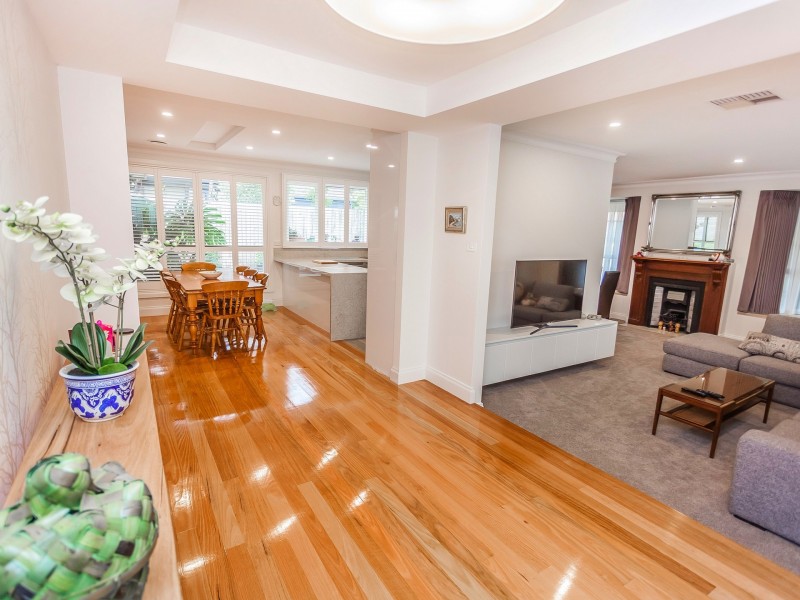 1 Hull Court, Greenvale VIC 3059