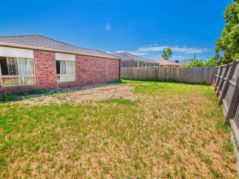 46 Howardson Circuit, St Albans VIC 3021