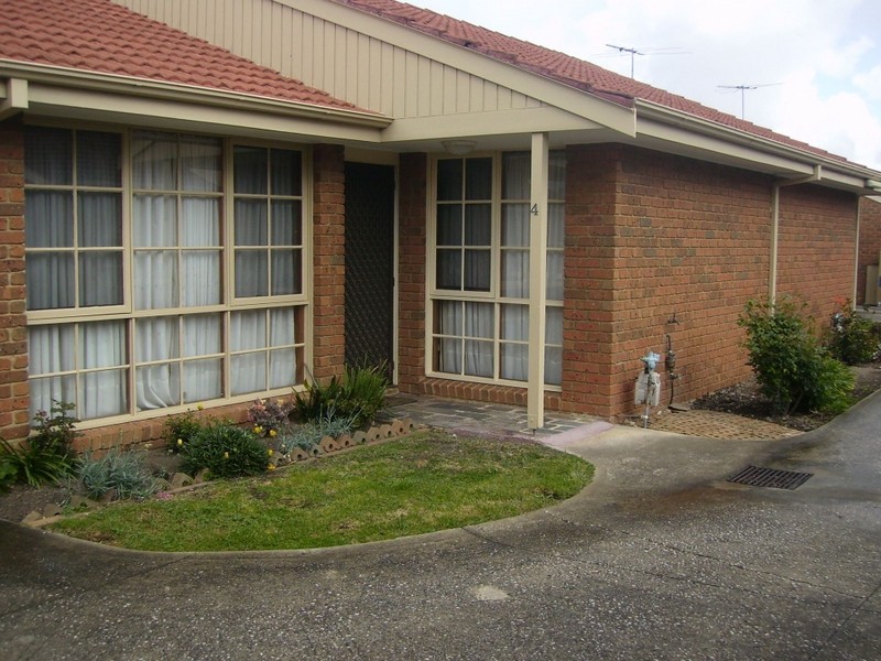 4/107-109 Mickleham Road, Tullamarine VIC 3043