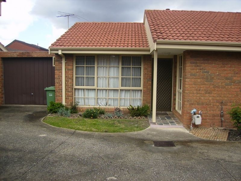 4/107-109 Mickleham Road, Tullamarine VIC 3043