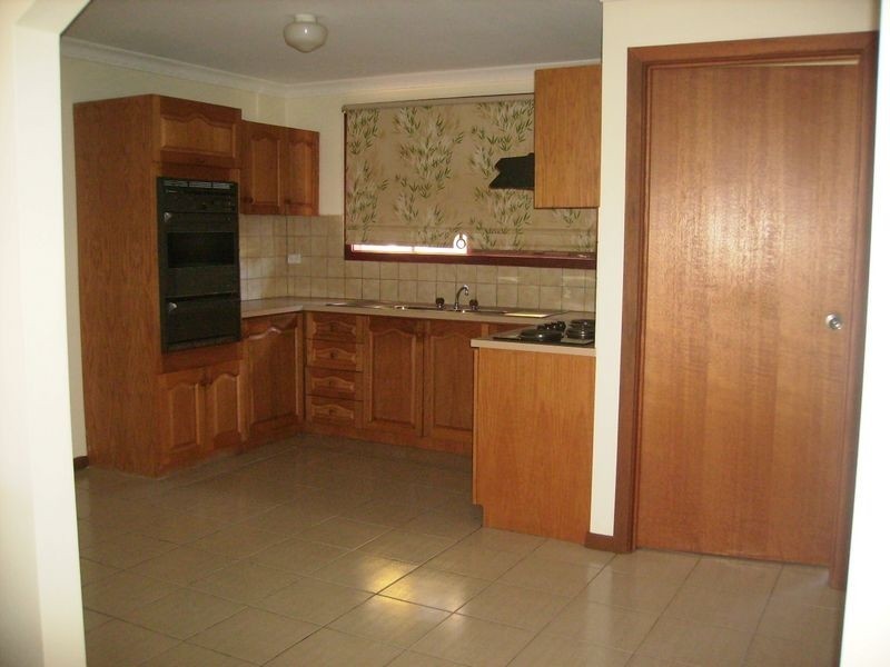 4/107-109 Mickleham Road, Tullamarine VIC 3043