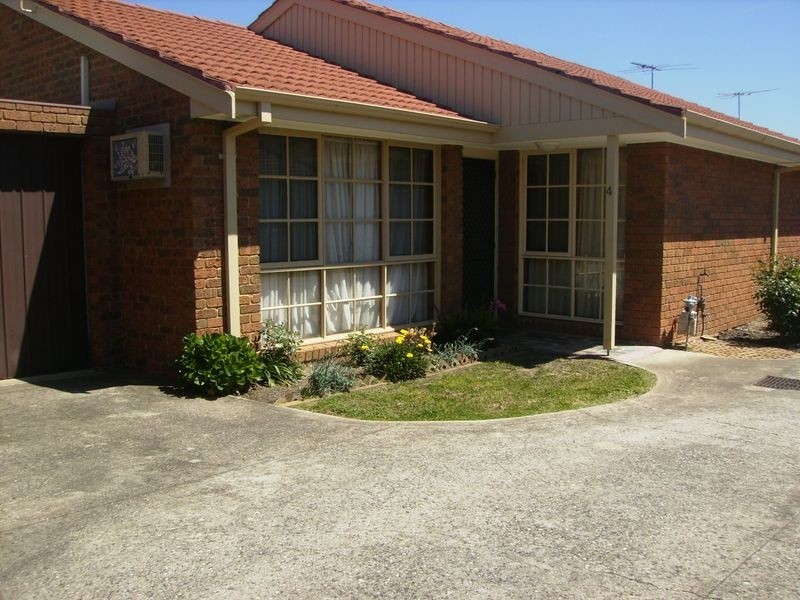 4/107-109 Mickleham Road, Tullamarine VIC 3043