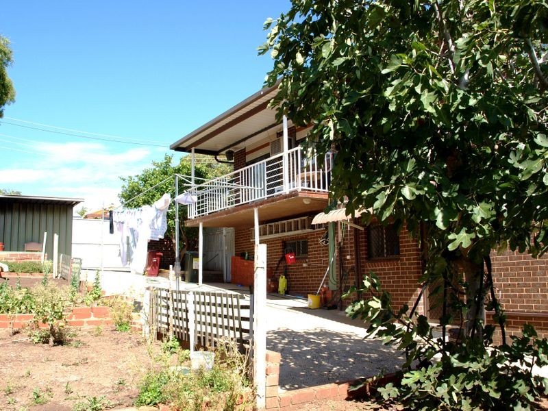 71 Clarke Drive, Gladstone Park VIC 3043