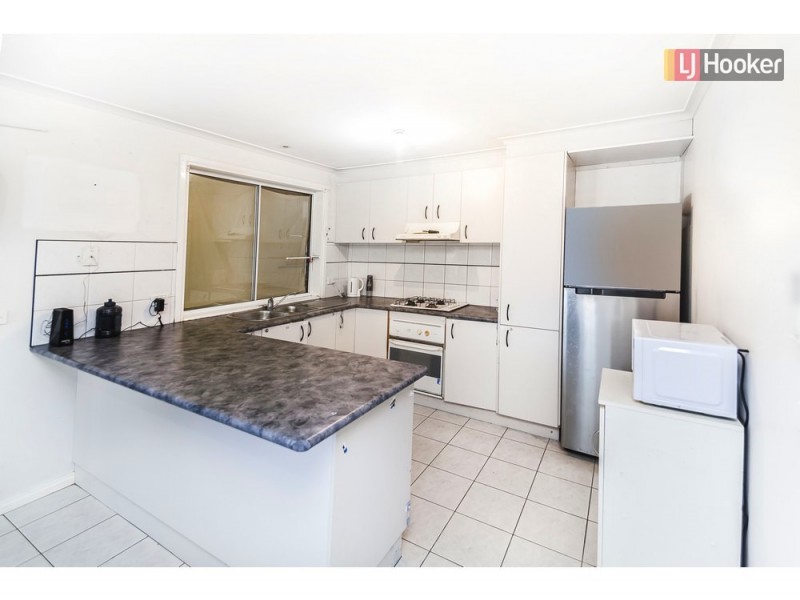 3 Blackwood Way, Delahey VIC 3037