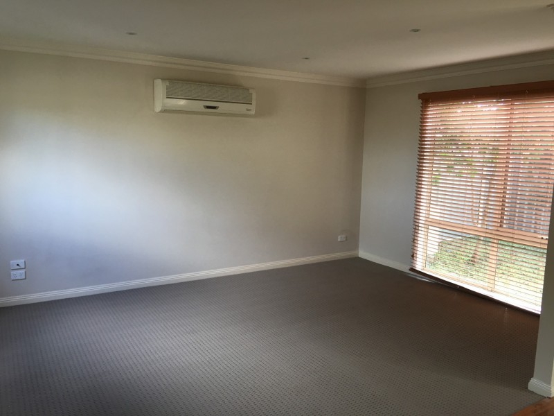 Unit 2/10 Warwick Place, Tullamarine VIC 3043
