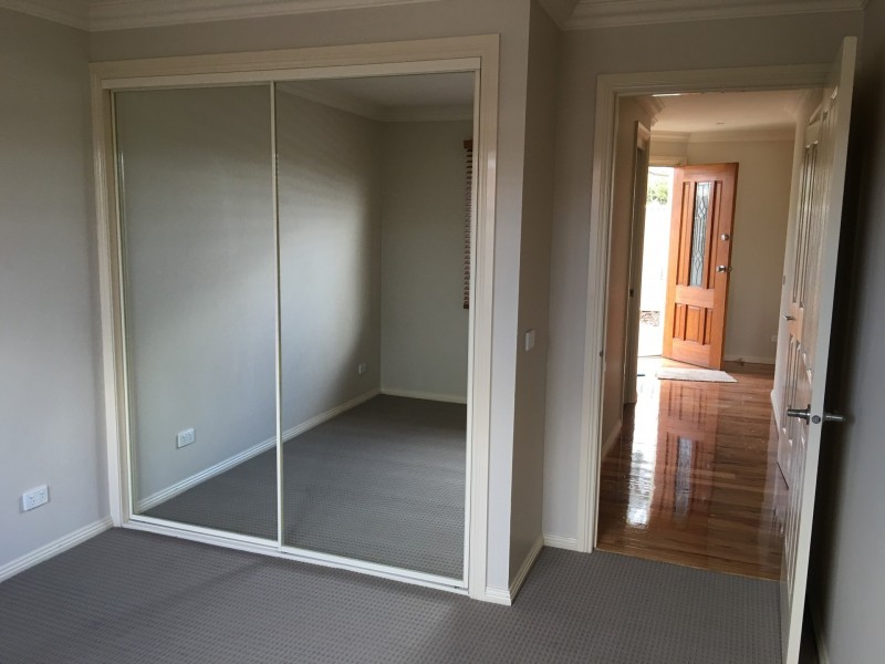 Unit 2/10 Warwick Place, Tullamarine VIC 3043
