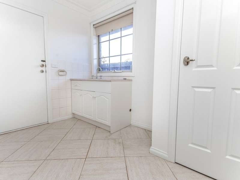 Unit 2/50 Willys Avenue, Keilor Downs VIC 3038