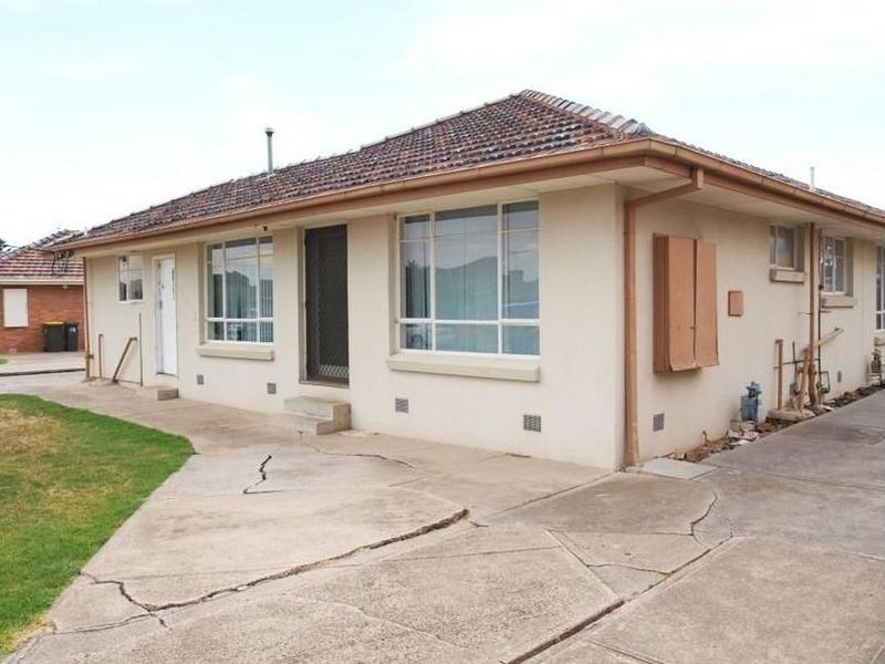 Unit 1/33 Conrad Street, St Albans VIC 3021