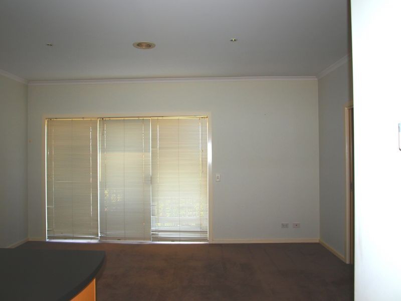 17 Balerno Circle, Gowanbrae VIC 3043