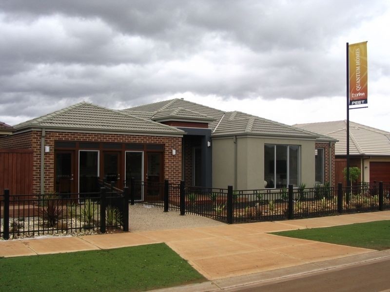 30 Hummingbird Blvd, Tarneit VIC 3029