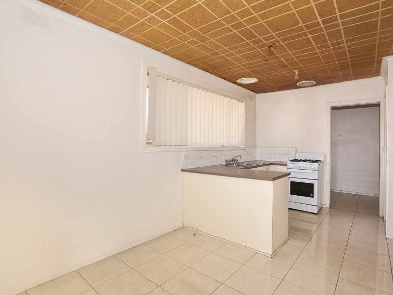 Unit 1/32 Hogan, Deer Park VIC 3023