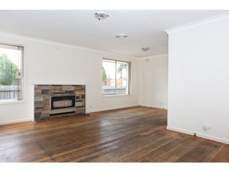Unit 1/32 Hogan, Deer Park VIC 3023