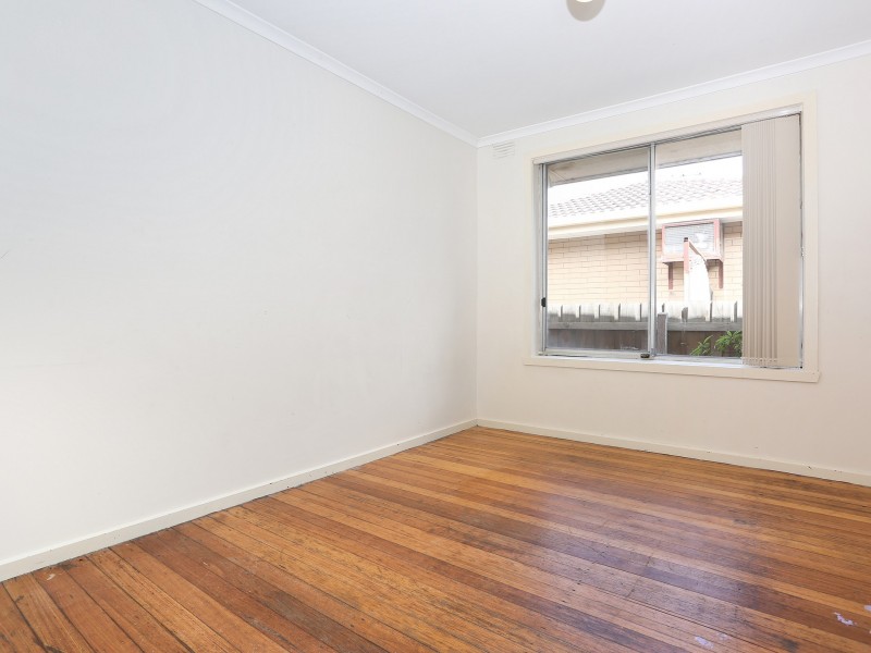 Unit 1/32 Hogan, Deer Park VIC 3023