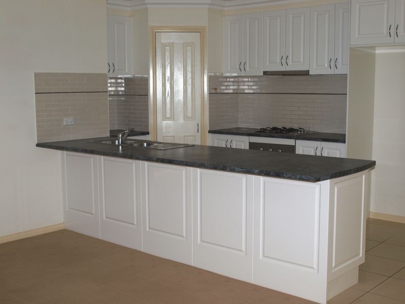 8/274 Melrose Drive, Tullamarine VIC 3043