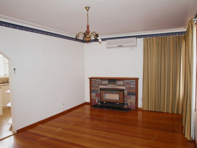 81 Ivanhoe Avenue, St Albans VIC 3021