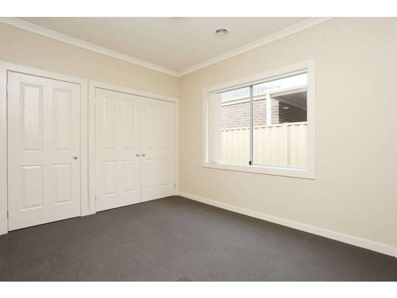 3 Briar Valley Rise, Caroline Springs VIC 3023