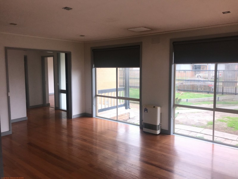 7 Fleetwood Drive, Gladstone Park VIC 3043