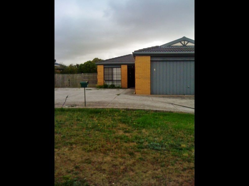 4 Mirm lane, Sydenham VIC 3037