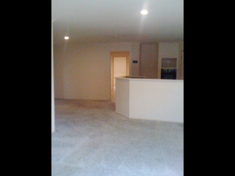 4 Mirm lane, Sydenham VIC 3037