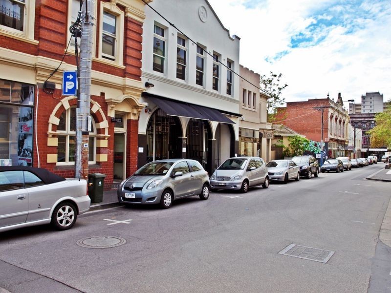 18/17-19 Macquarie Street, Prahran VIC 3181