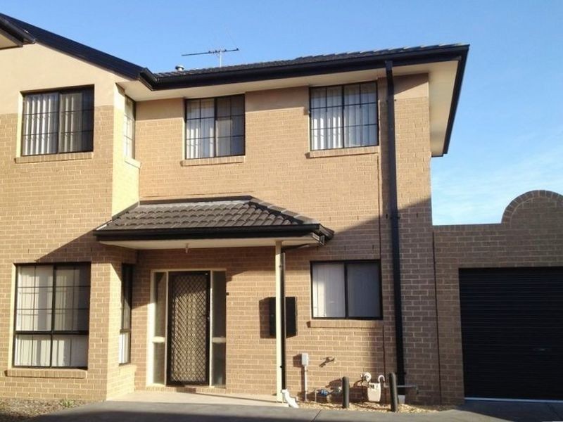 4/64 Doherty Street, Deer Park VIC 3023