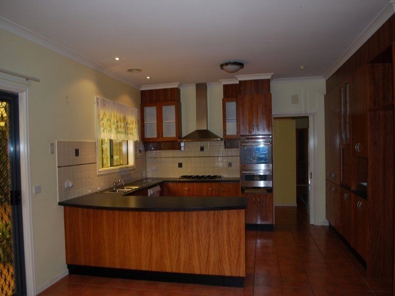 12 Ambleside Road, Greenvale VIC 3059