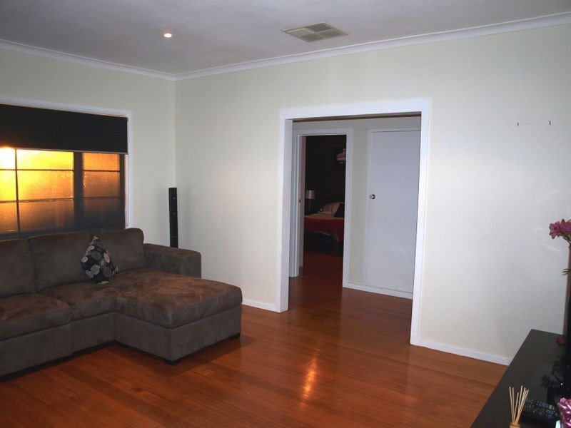 28 Broadmeadows Road, Tullamarine VIC 3043