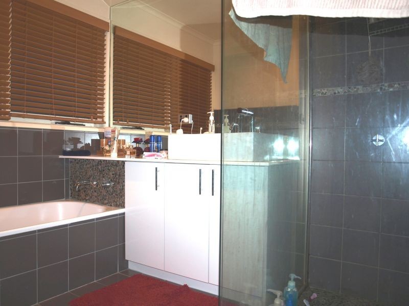 128 Western Avenue, Westmeadows VIC 3049