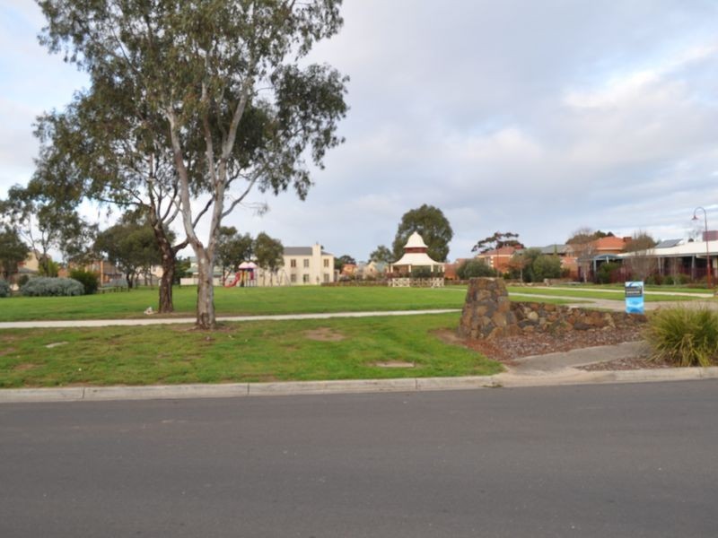 17 Franklin Boulevarde, Hoppers Crossing VIC 3029