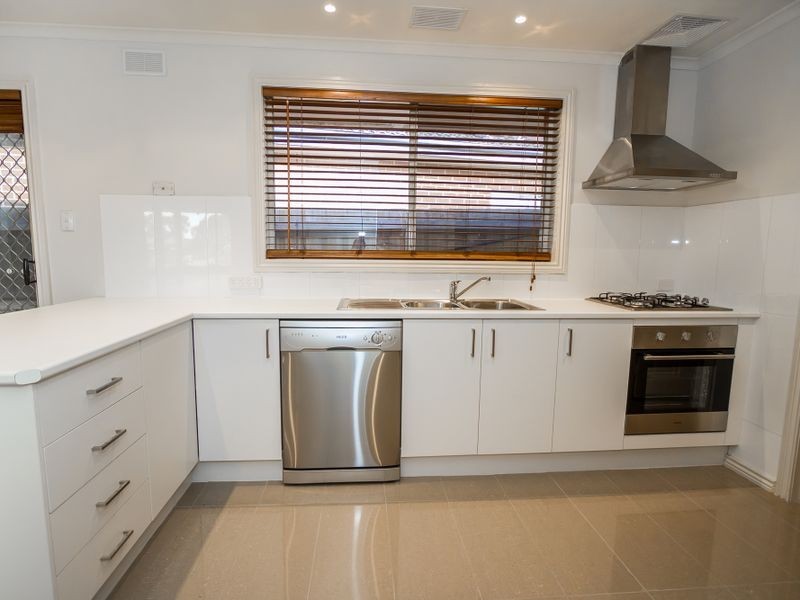 1 Wirilda Place, Keilor Downs VIC 3038