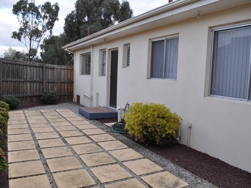 1/56 Melrose Drive, Tullamarine VIC 3043