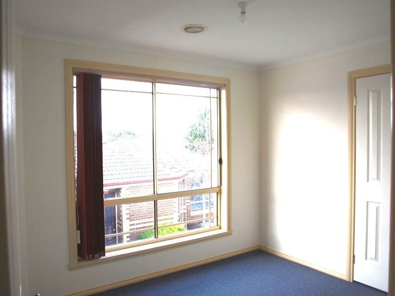 3/218-220 Melrose Drive, Tullamarine VIC 3043