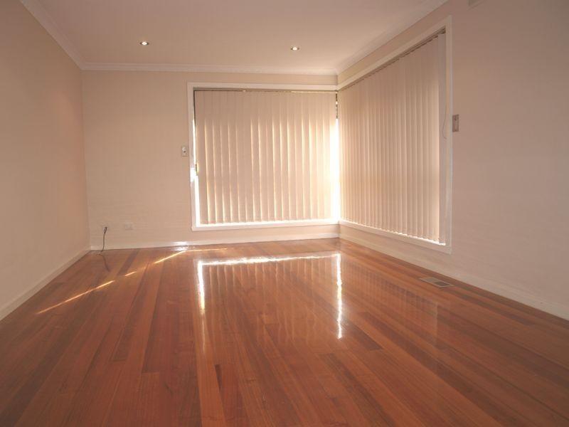 70 Fitzgeralad road, Sunshine VIC 3020