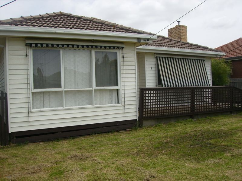 13 Eumarella Street, Tullamarine VIC 3043