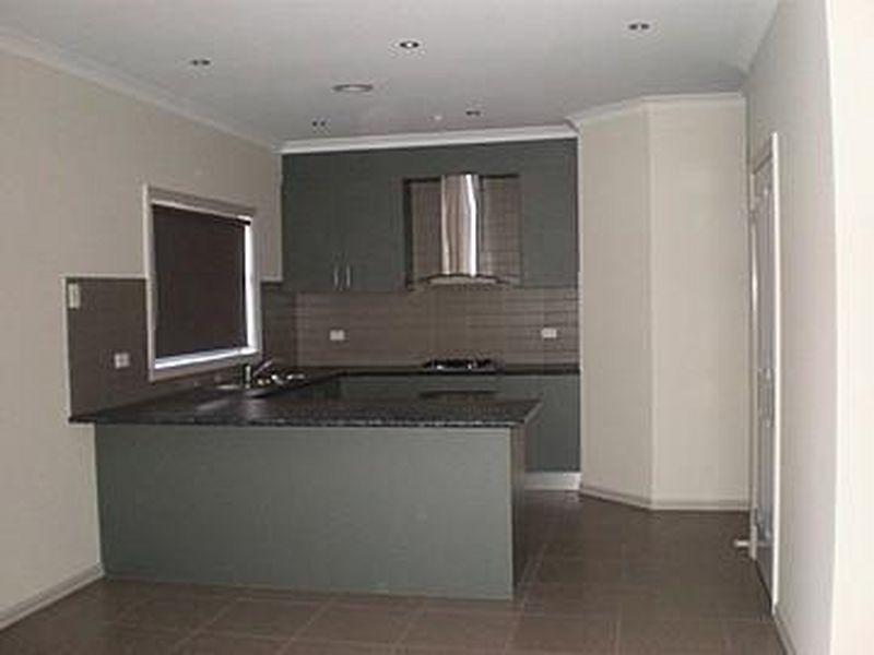 2 Swinburne Court, Truganina VIC 3029