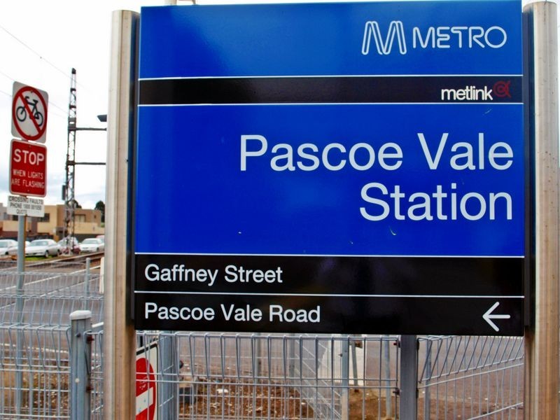 2/351 Gaffney Street, Pascoe Vale VIC 3044