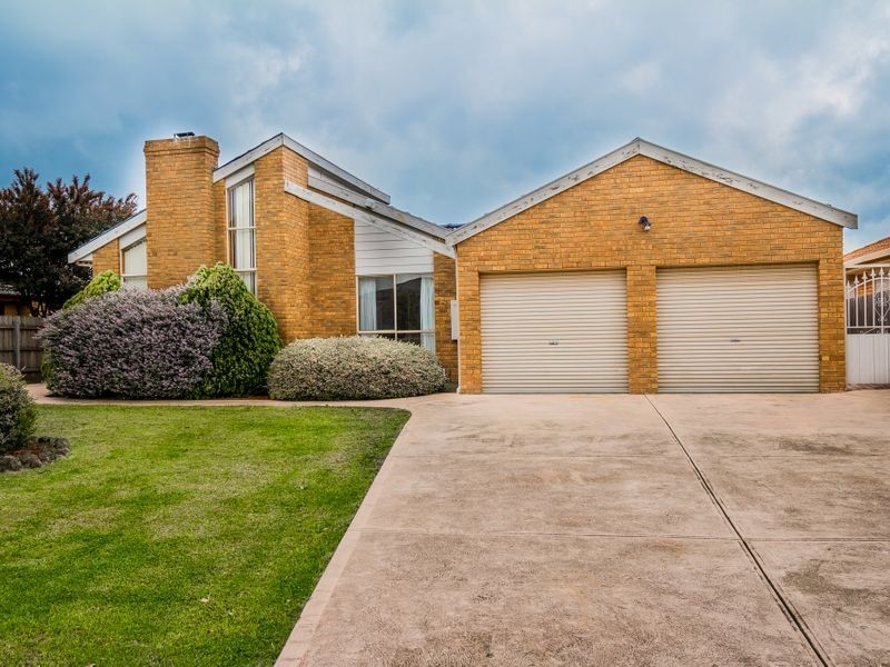45 Aquanita Crescent, Keilor Downs VIC 3038