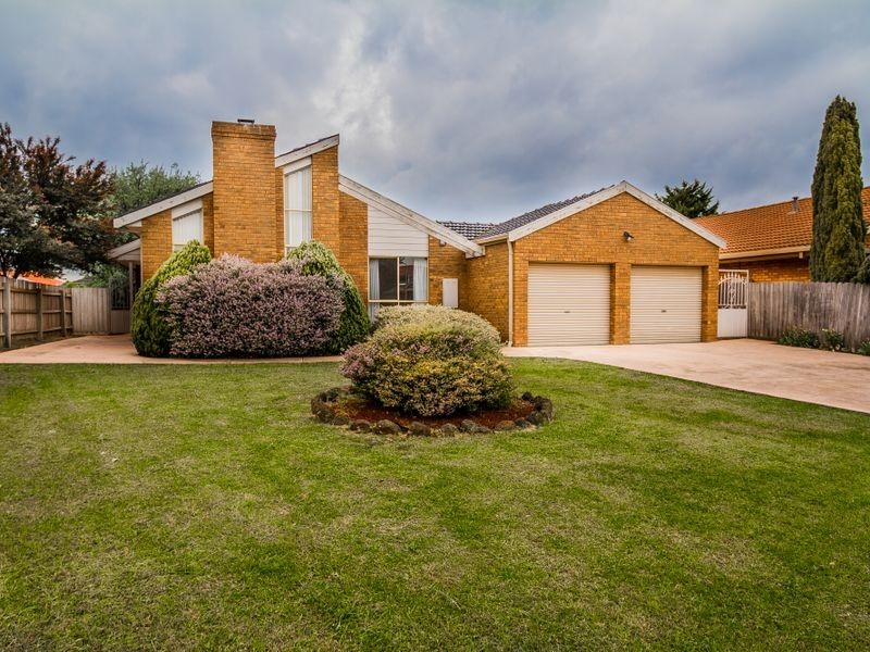 45 Aquanita Crescent, Keilor Downs VIC 3038