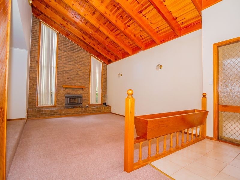 45 Aquanita Crescent, Keilor Downs VIC 3038