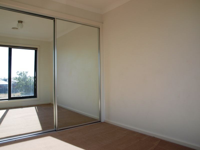 28 The Garlands, Craigieburn VIC 3064